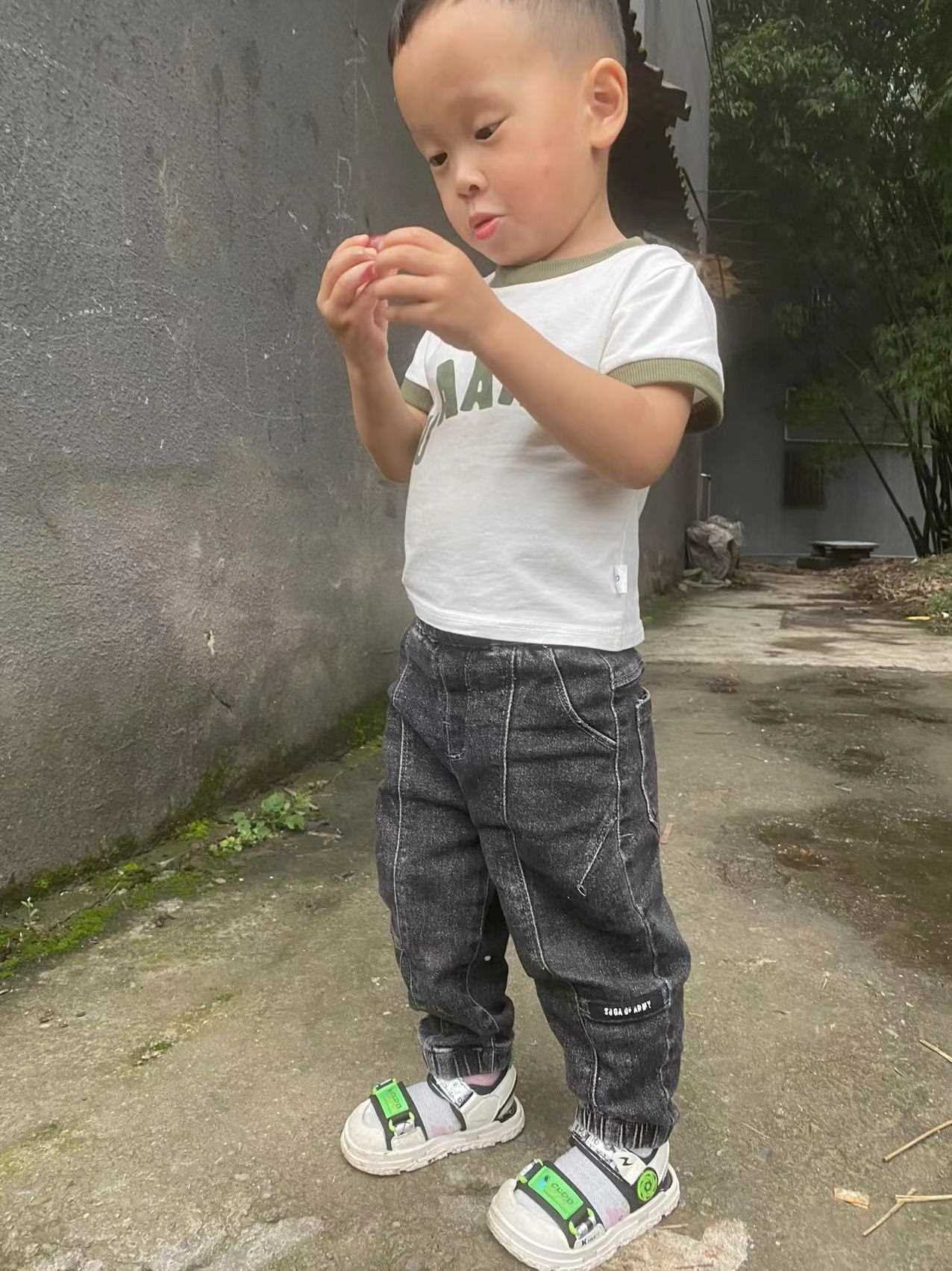 .